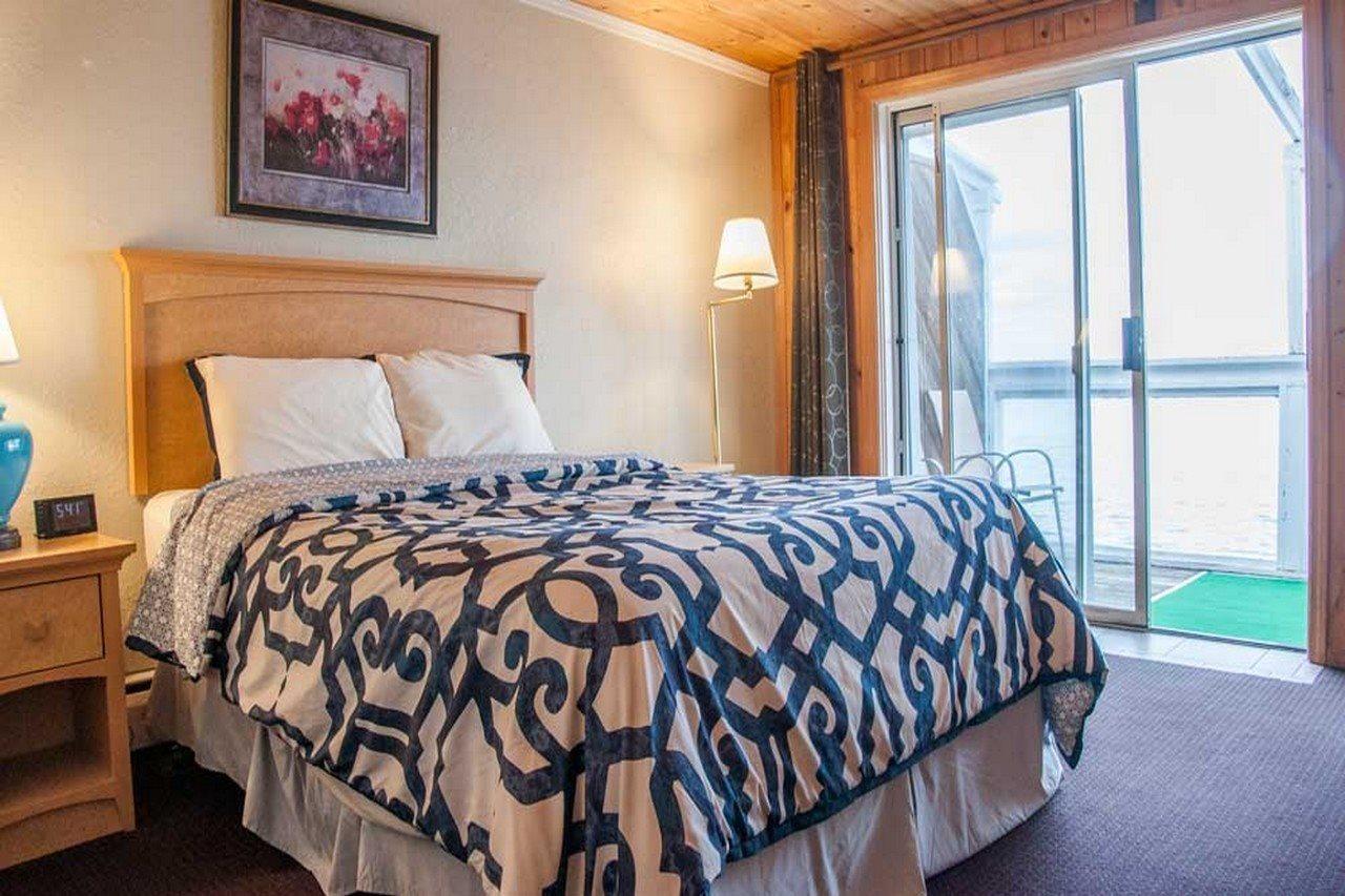 פורט טאונסנד Tides Inn & Suites מראה חיצוני תמונה