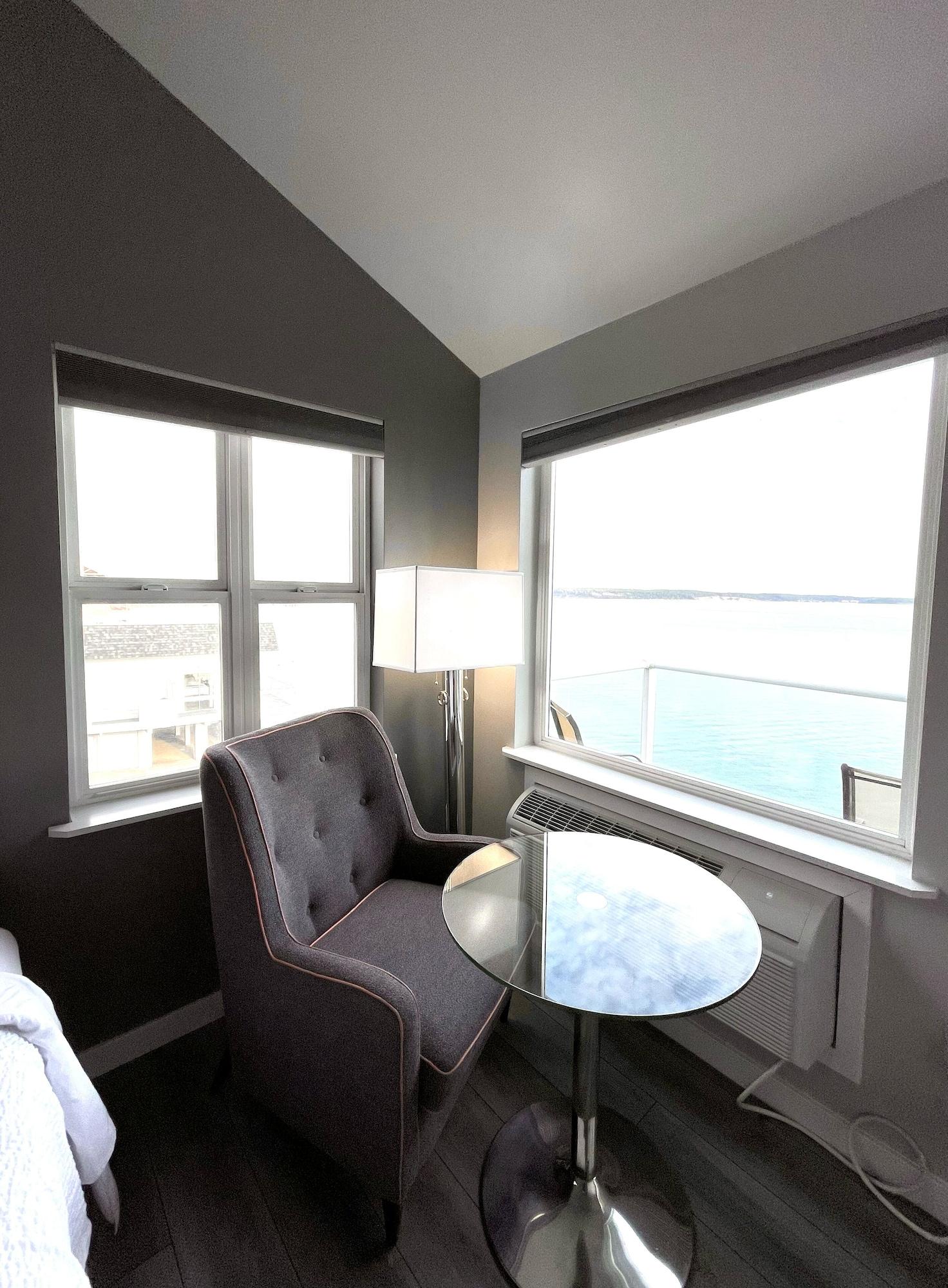 פורט טאונסנד Tides Inn & Suites מראה חיצוני תמונה