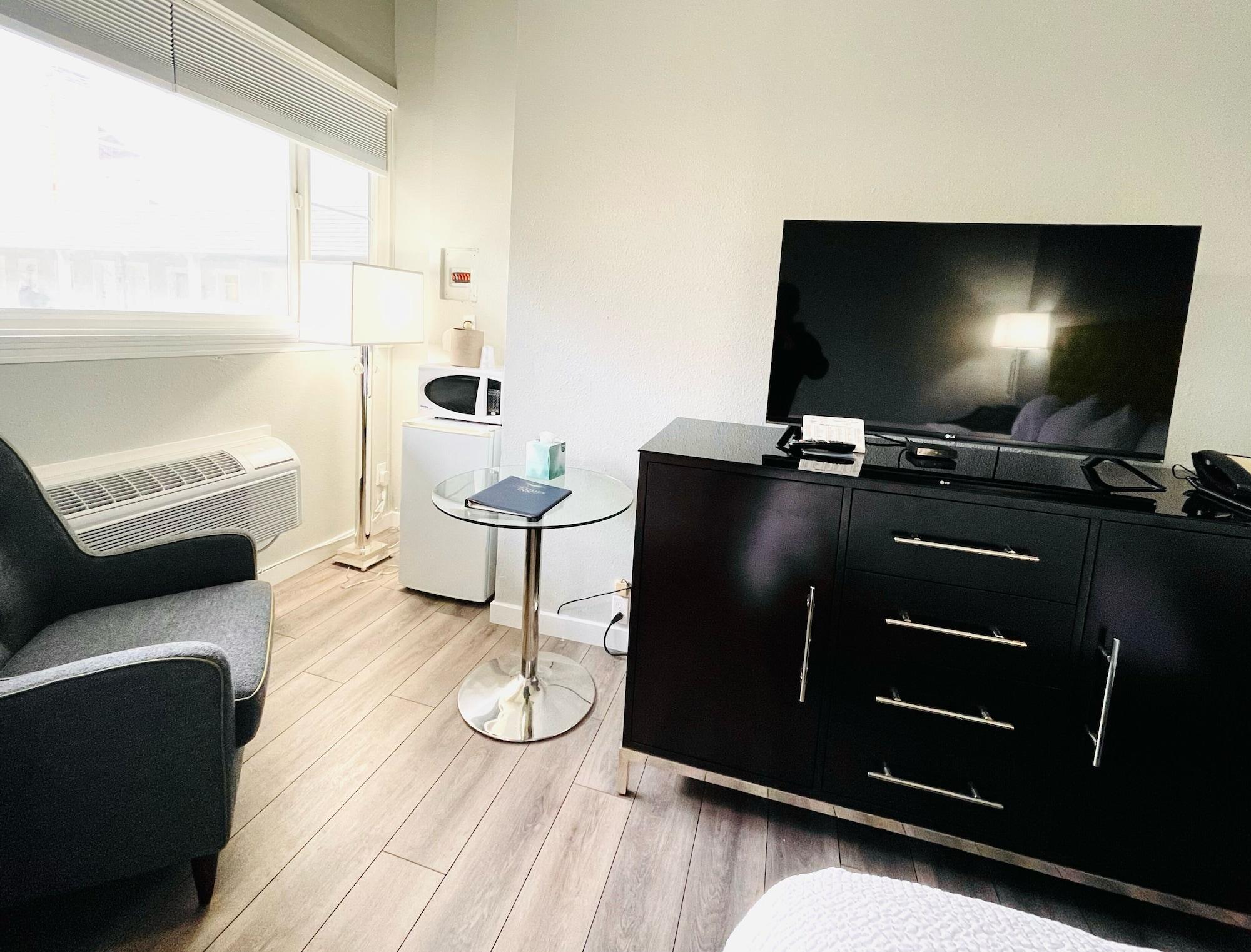 פורט טאונסנד Tides Inn & Suites מראה חיצוני תמונה