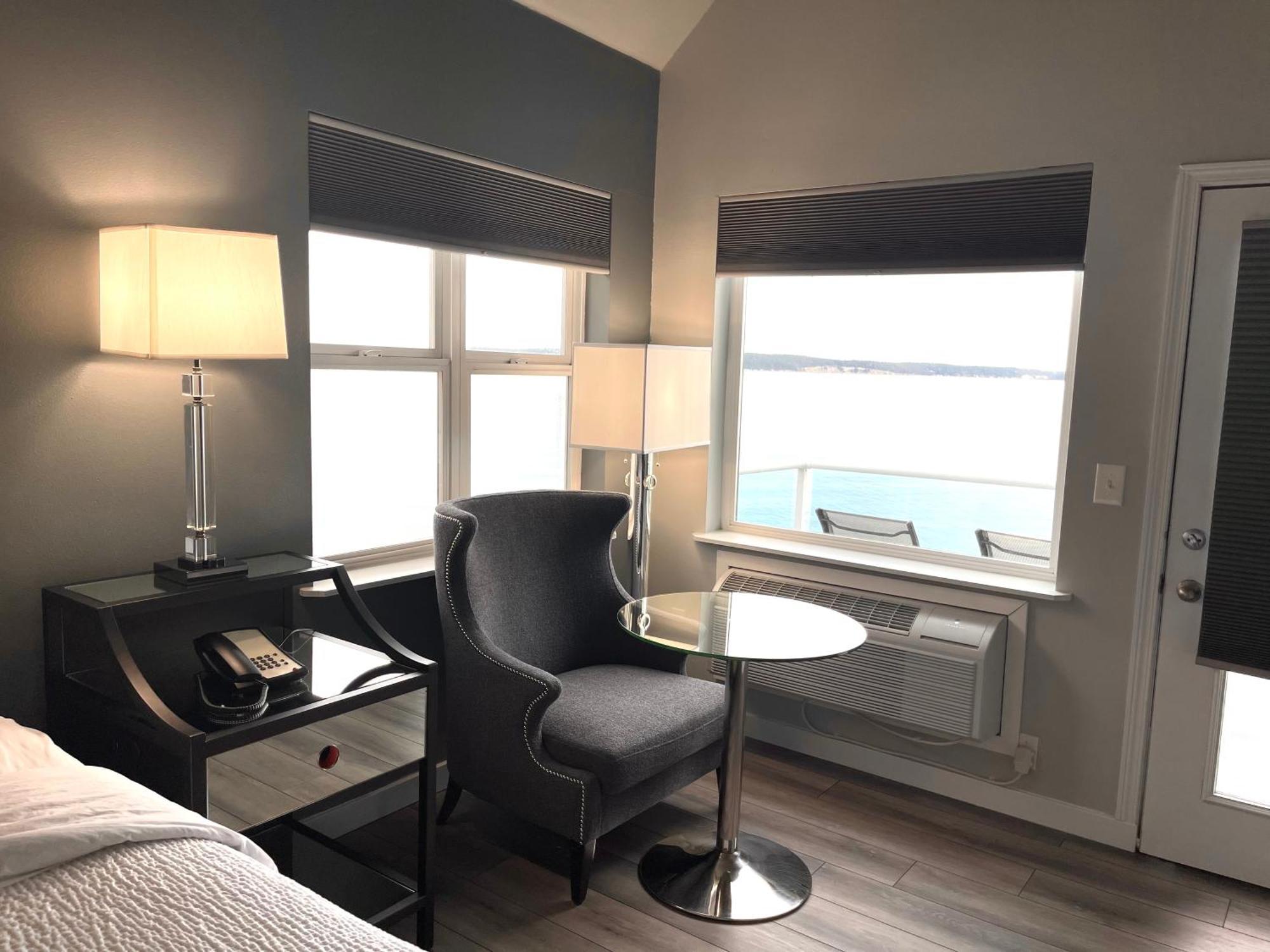 פורט טאונסנד Tides Inn & Suites חדר תמונה